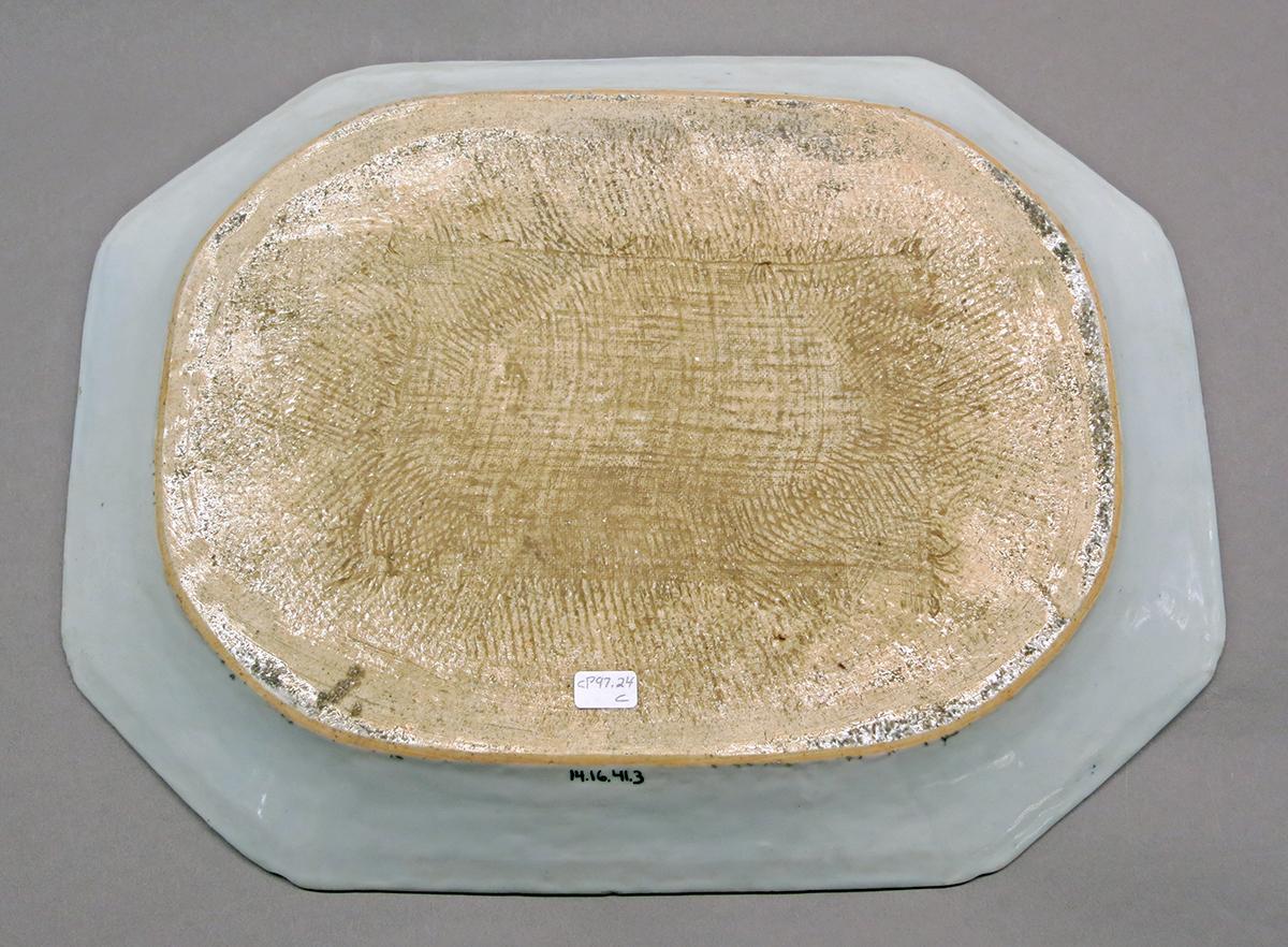 2014.0016.041.003 Plate bottom