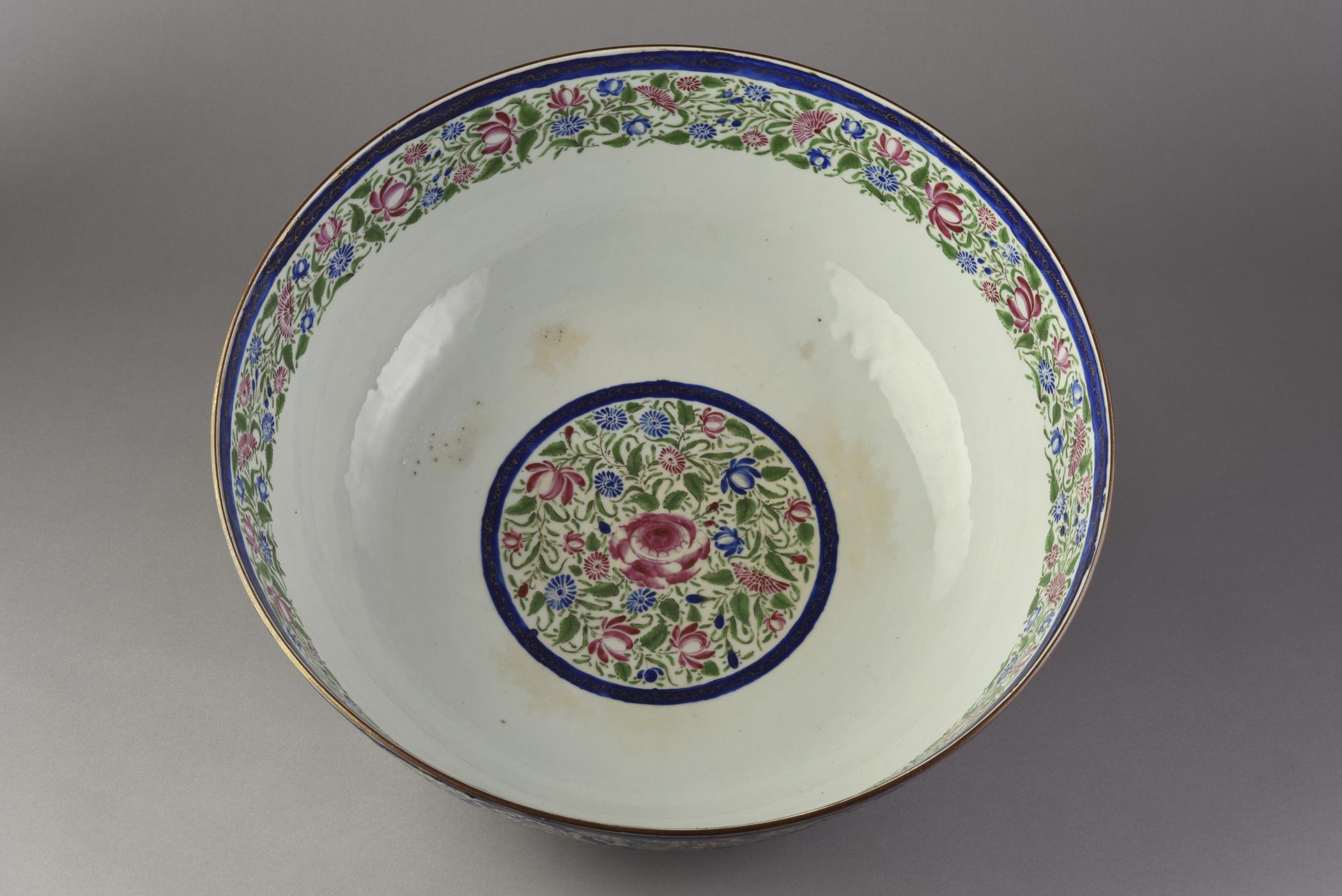 2014.0016.070 Bowl, view 2