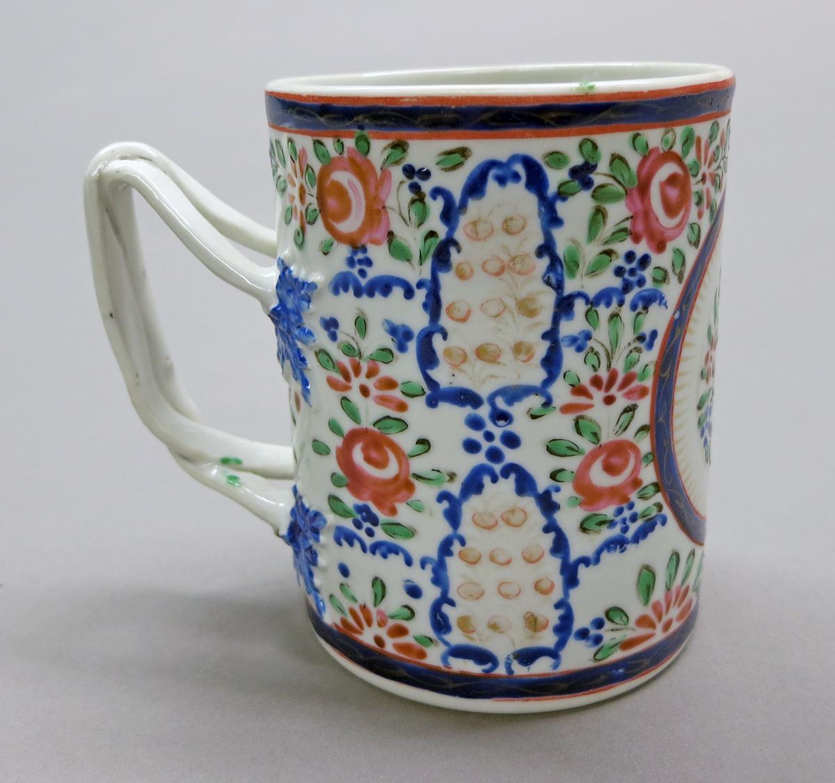 2014.0016.116 Mug side 3