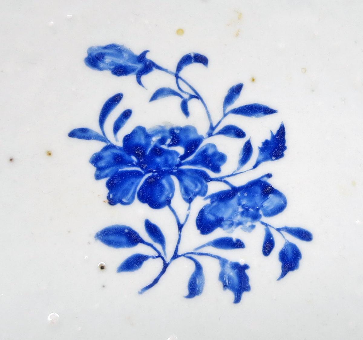 2014.0016.132 Bowl inside detail
