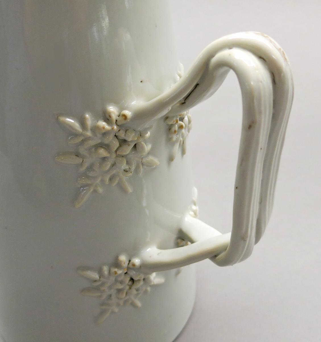 2014.0016.142.001 A, B Coffee pot view 2