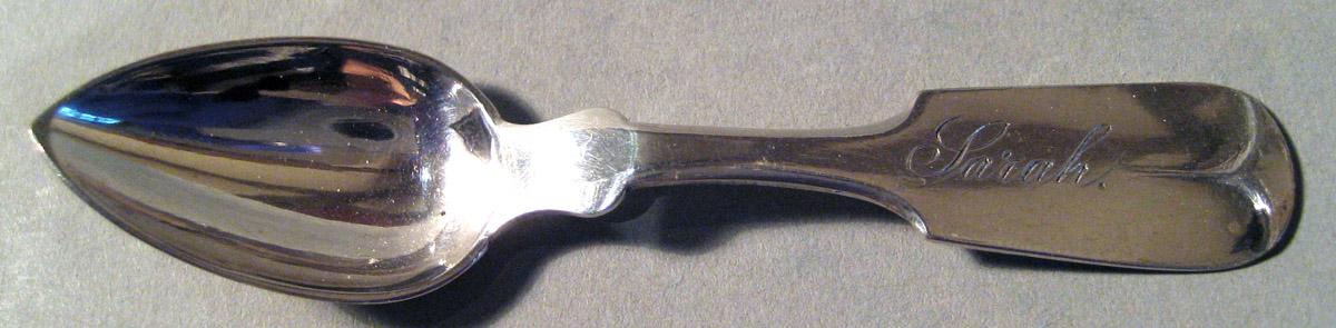 1959.1004 Silver Spoon upper surface