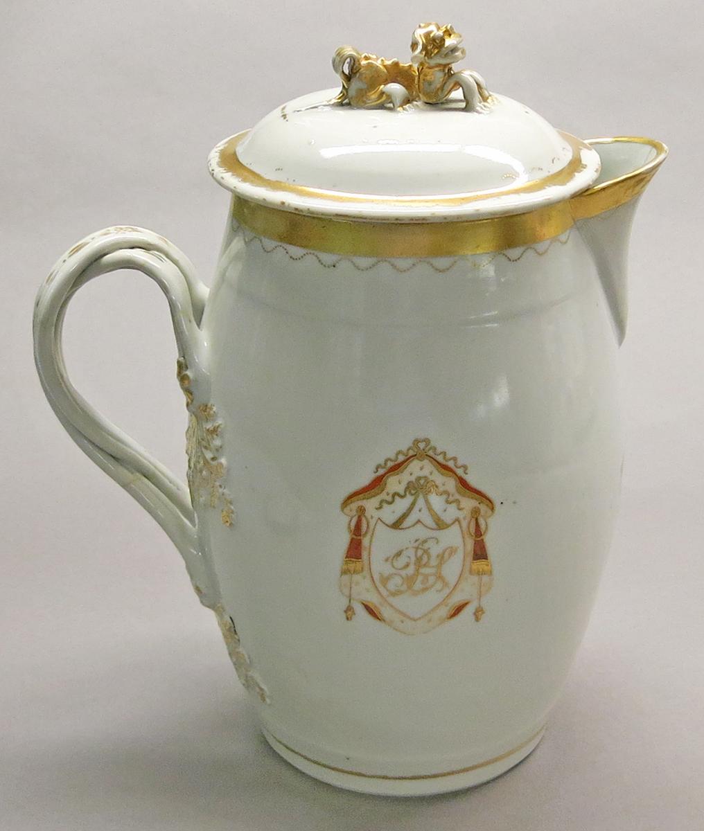 2014.0016.146.001 A, B Jug side 2