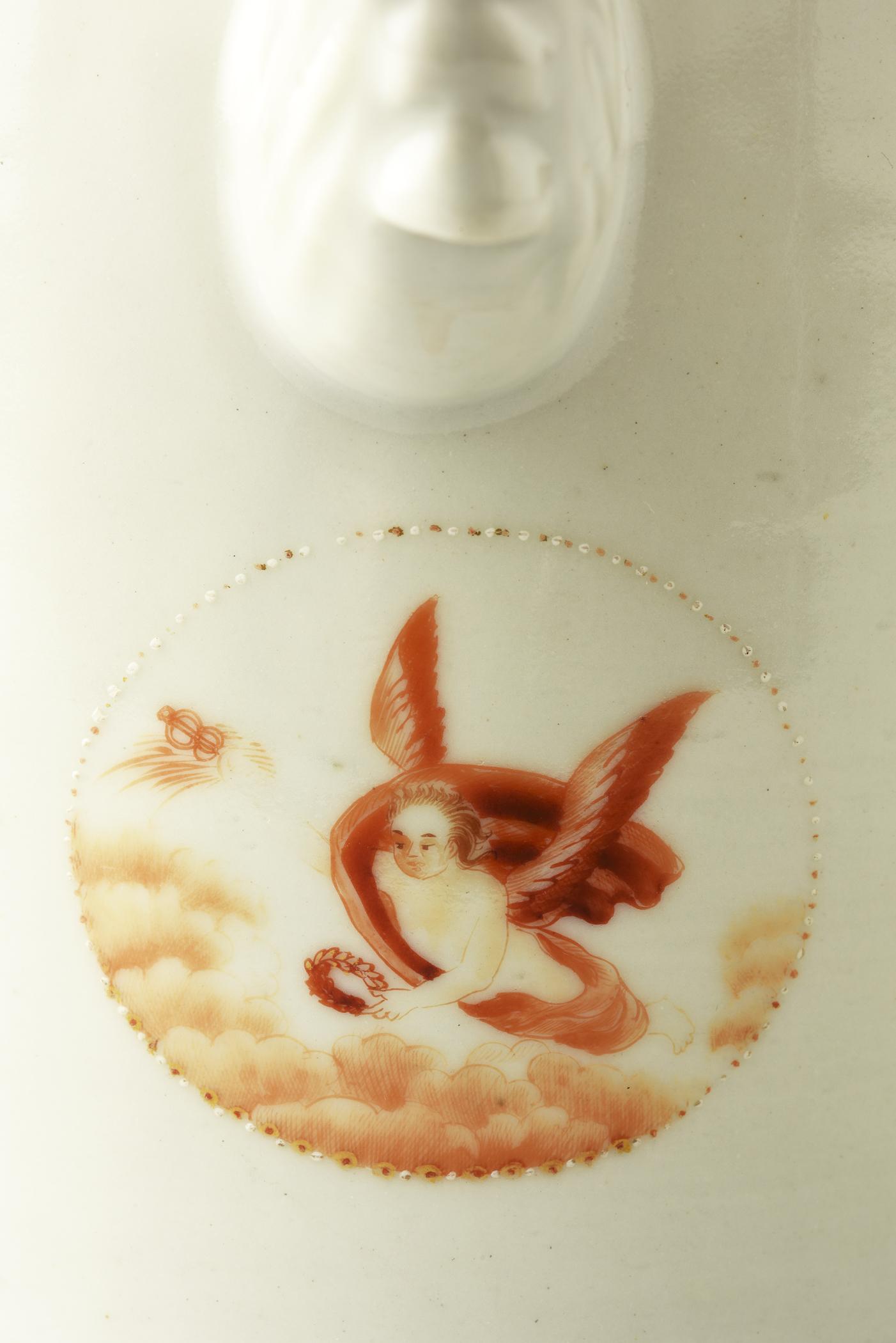 2014.0016.148 A, B Chocolate pot, detail 1