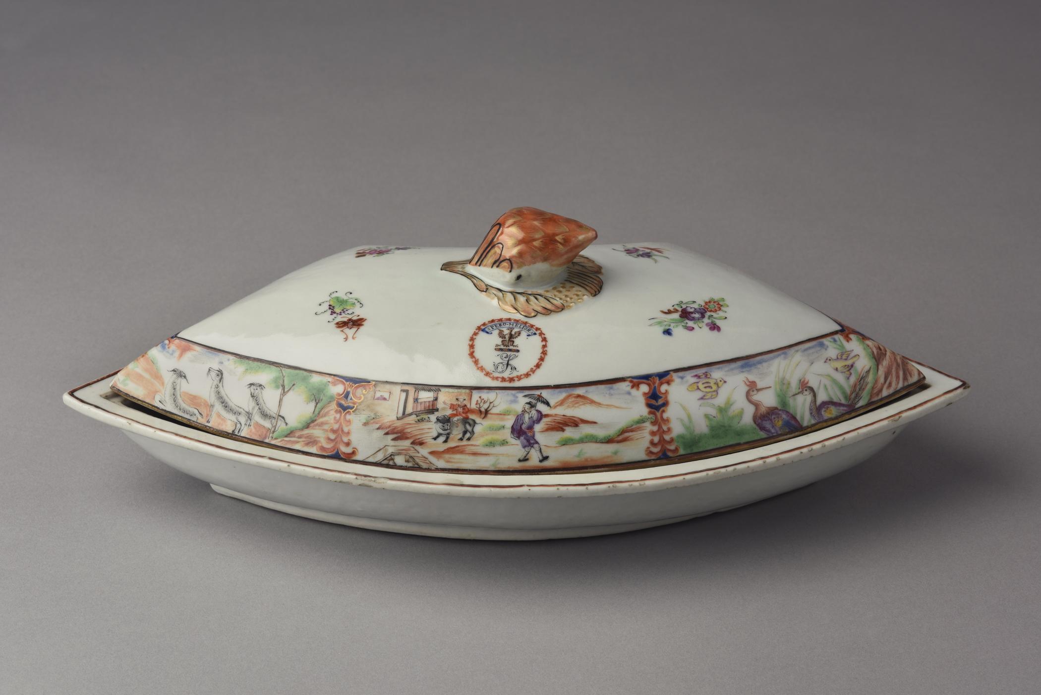 2014.0016.151.001 A, B Dish, view 1