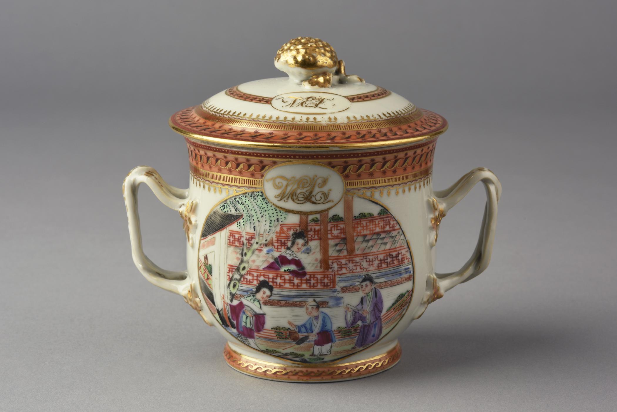 2014.0016.152.002 A, B Sugar bowl, view 1