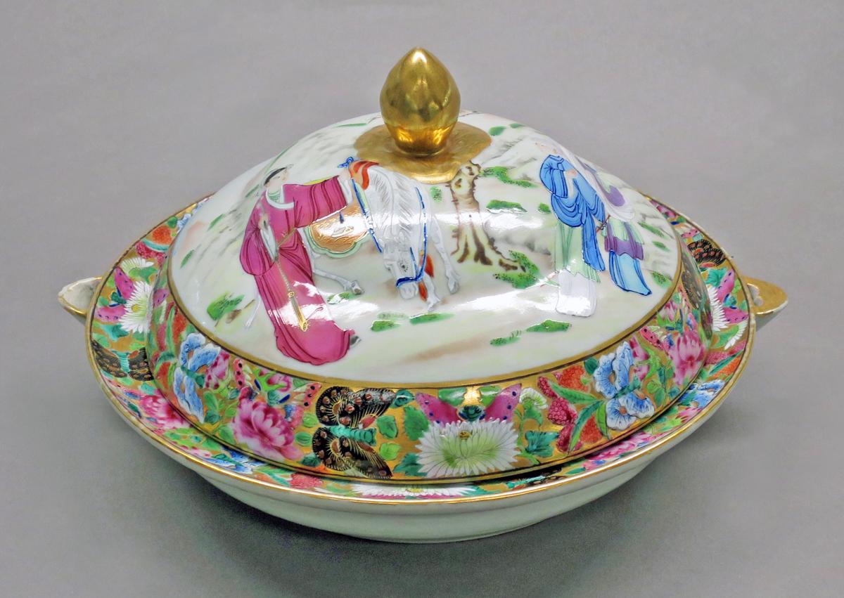 2014.0016.178 A, B Hot water dish overall