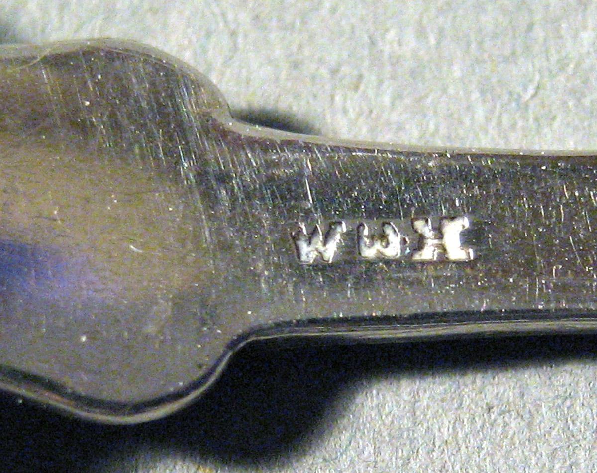 1959.1009 Silver Spoon mark