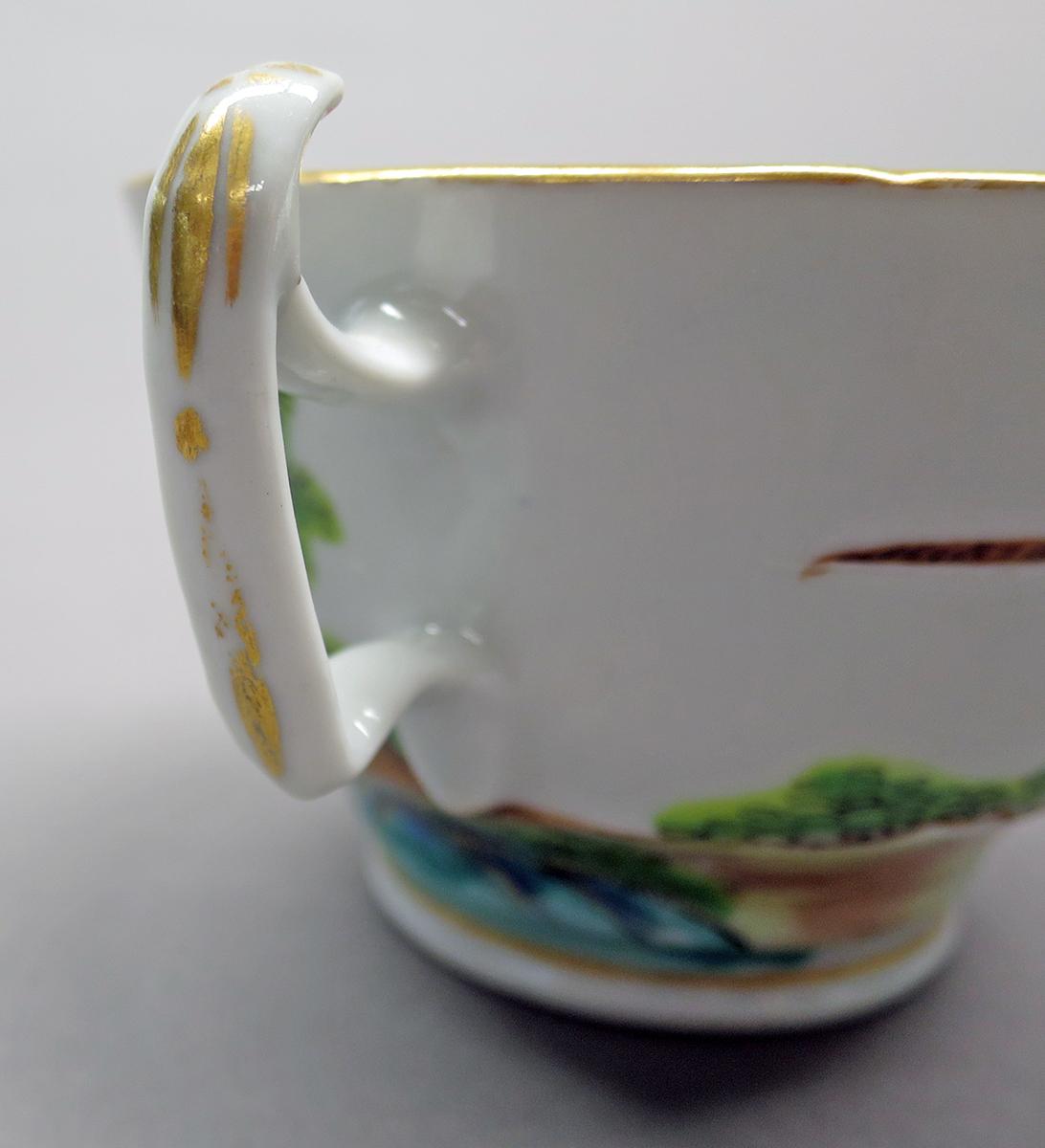 2014.0016.185 A Cup detail 2