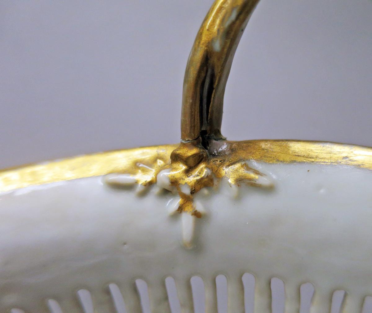 2014.0016.200 A Basket, detail