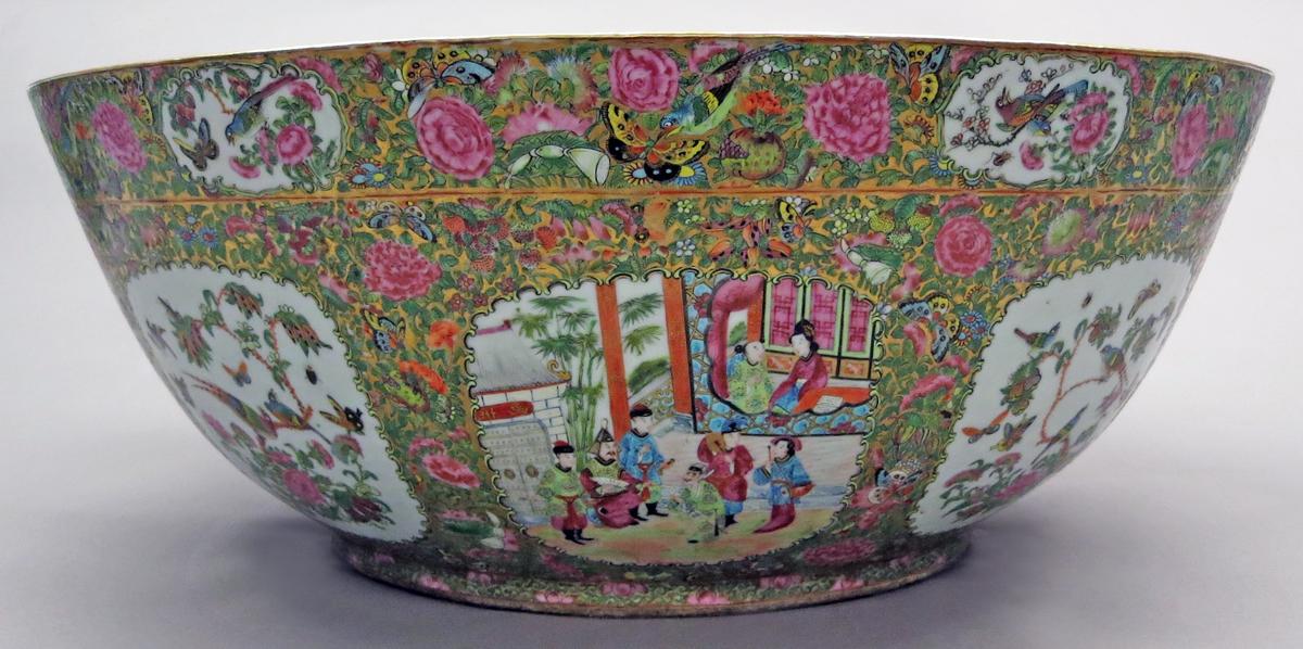 2014.0016.213 Punch bowl side