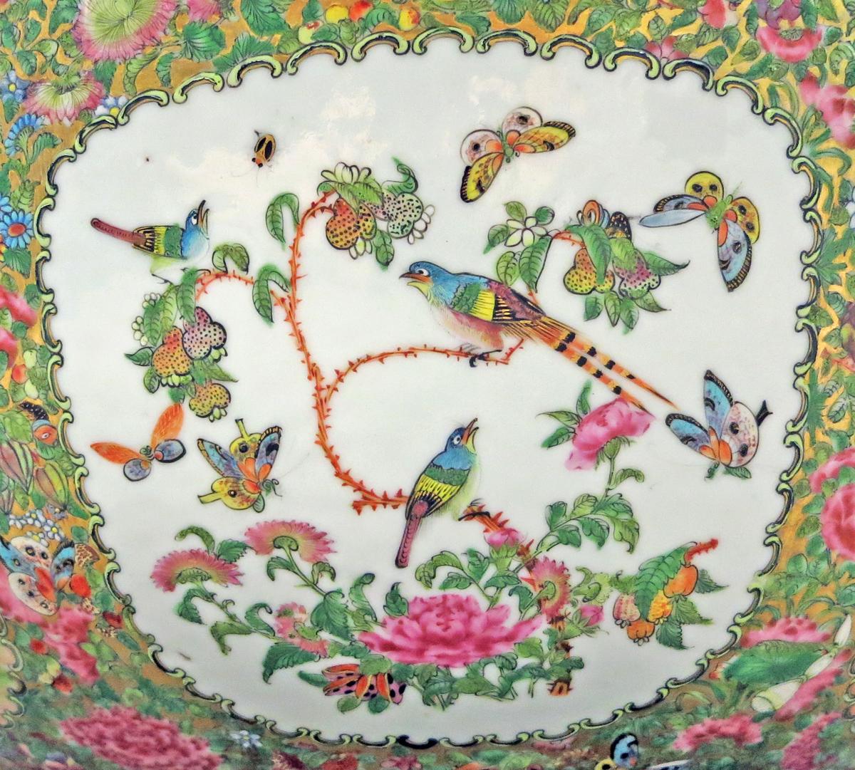2014.0016.213 Punch bowl side detail 2