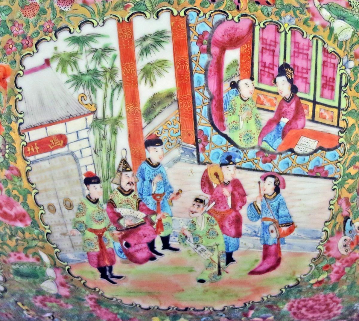 2014.0016.213 Punch bowl side detail 1