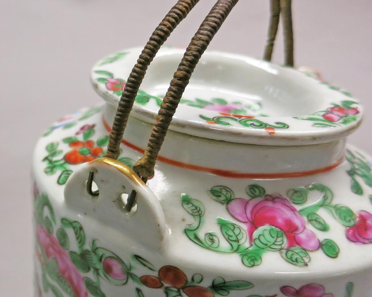 2014.0016.215 A, B Teapot view 2
