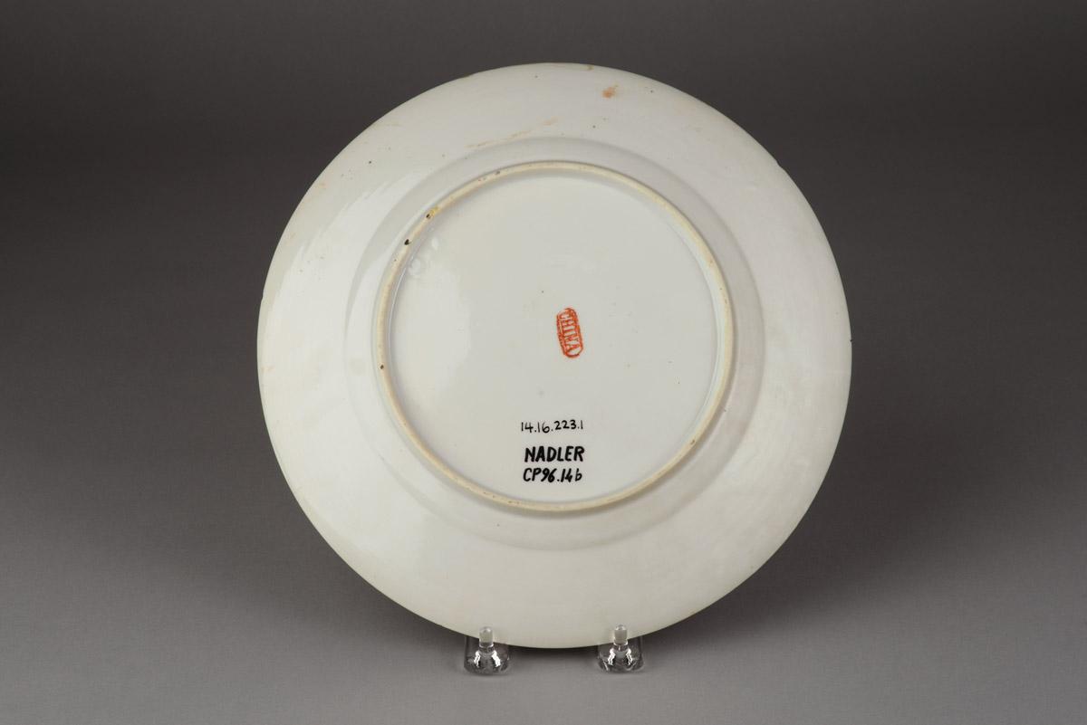 2014.0016.223.001 Plate, view 2