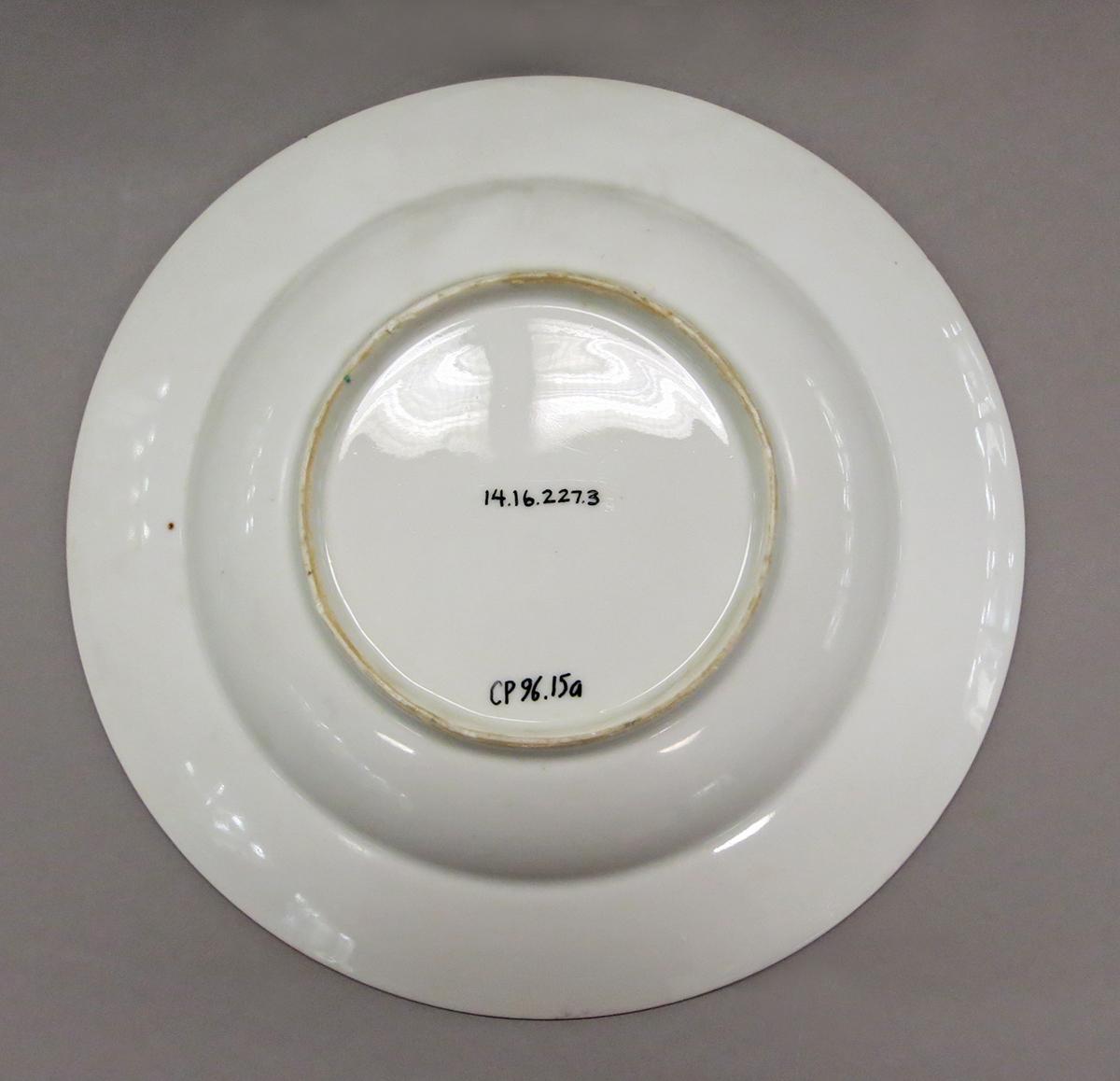 2014.0016.227.003 Plate bottom