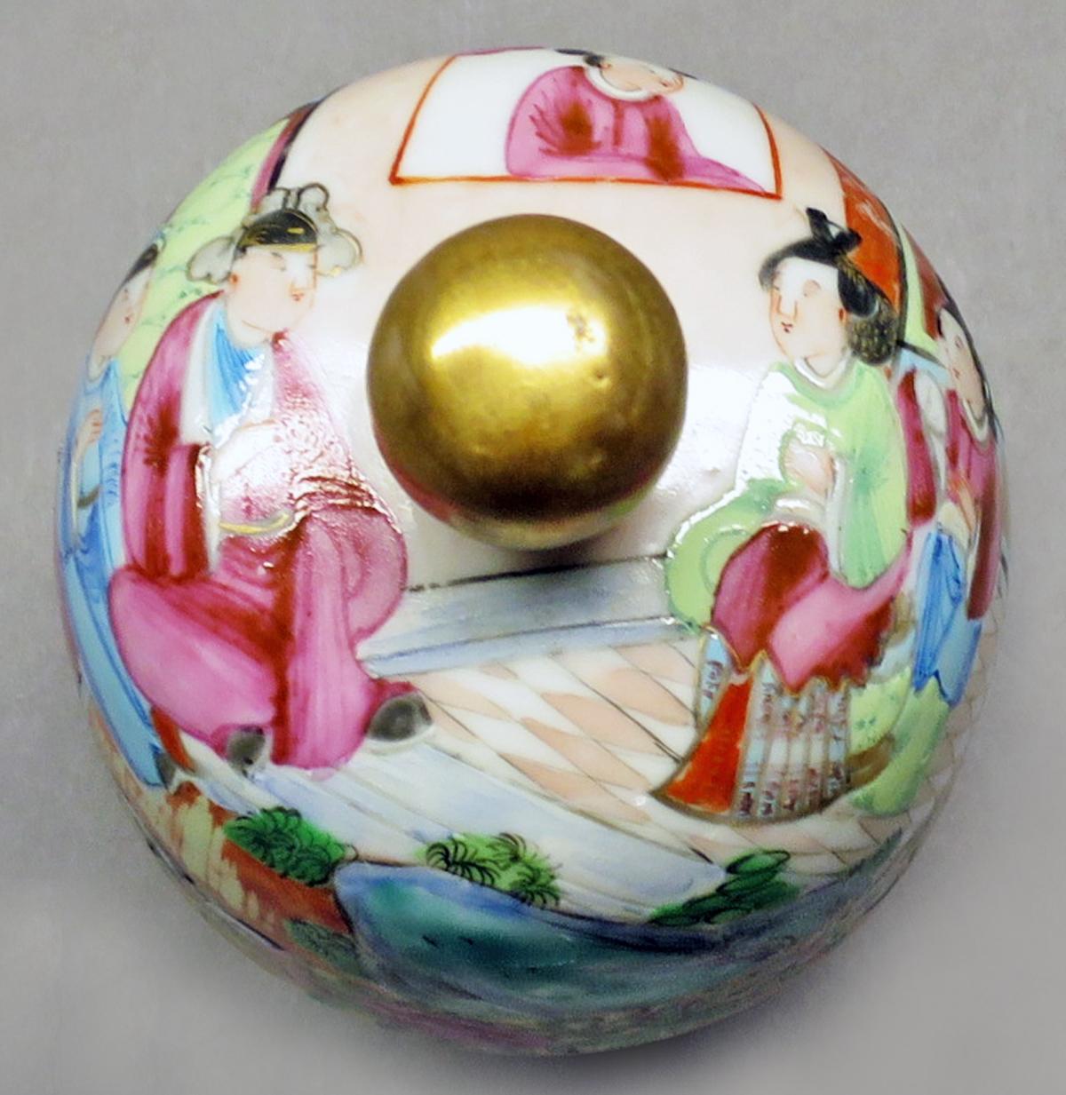 2014.0016.231.001 B Teapot lid, top