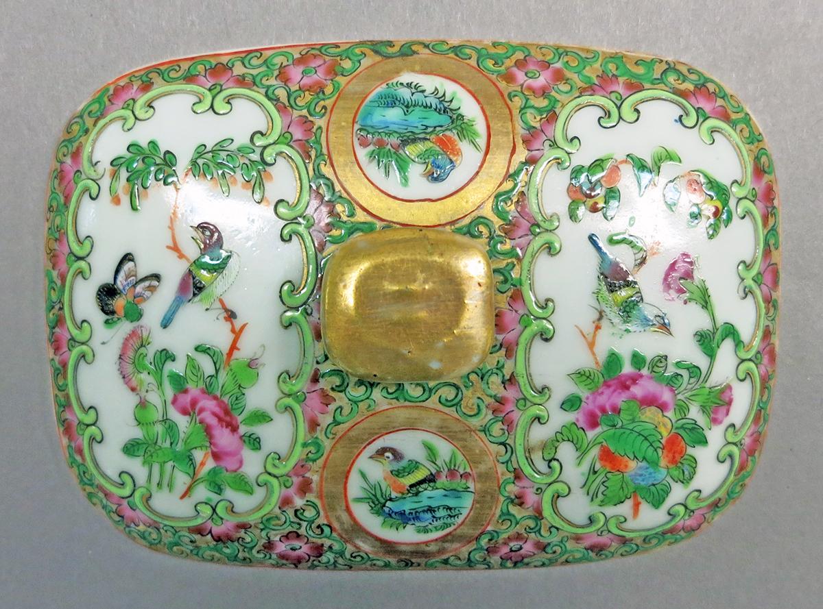 2014.0016.232 C Soap dish lid, top