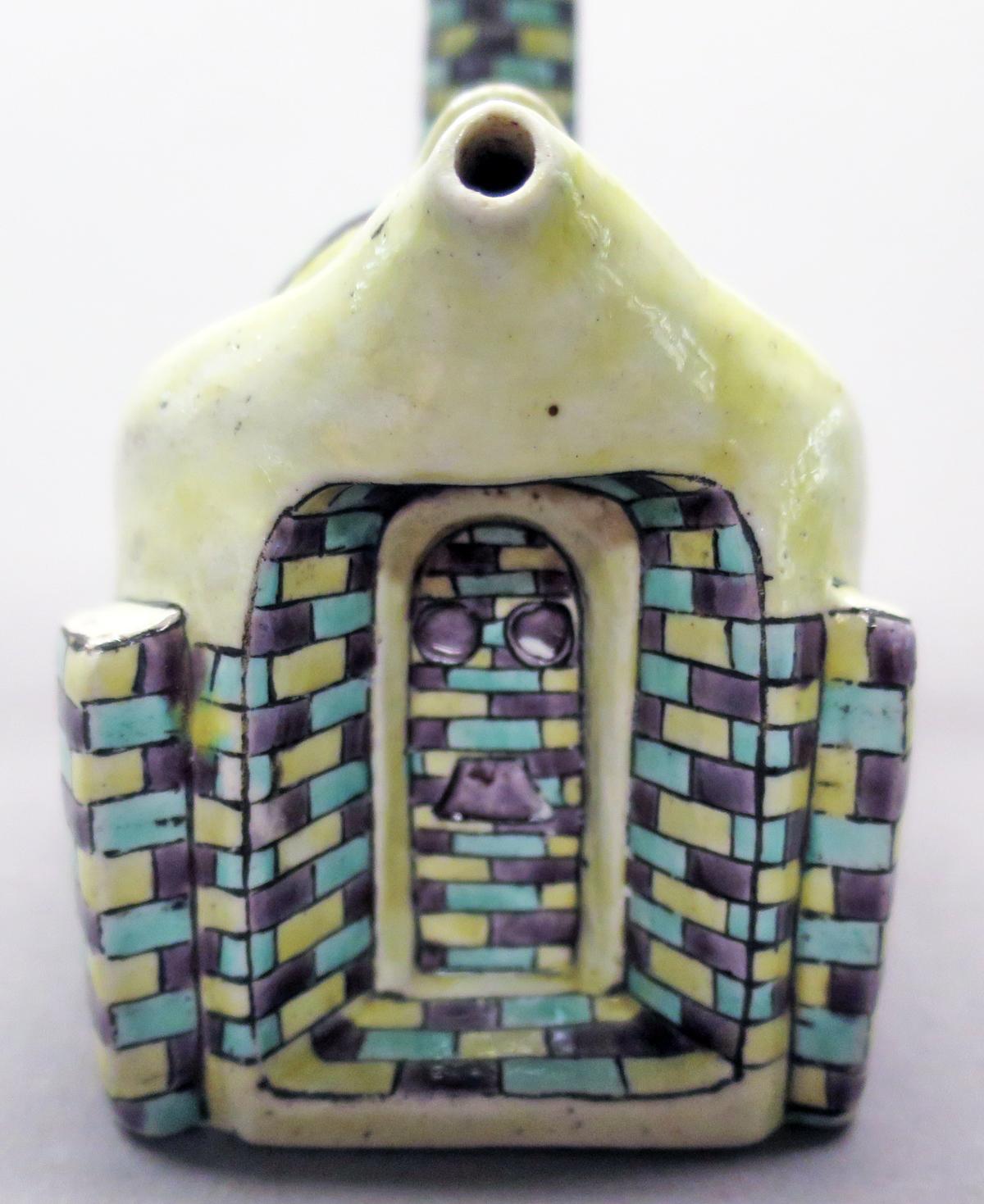 2014.0016.241 A Teapot, side
