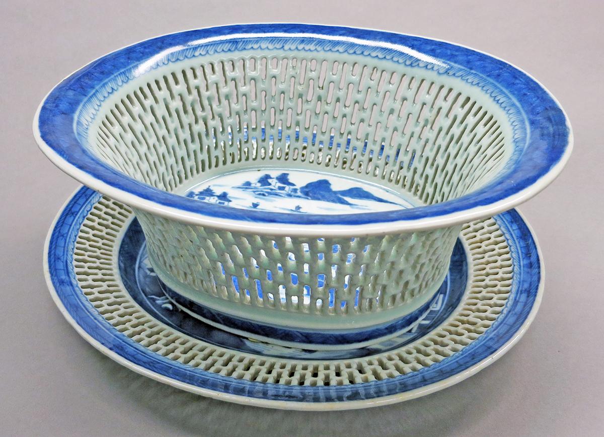 2014.0016.242 A, B Basket and stand, view 1