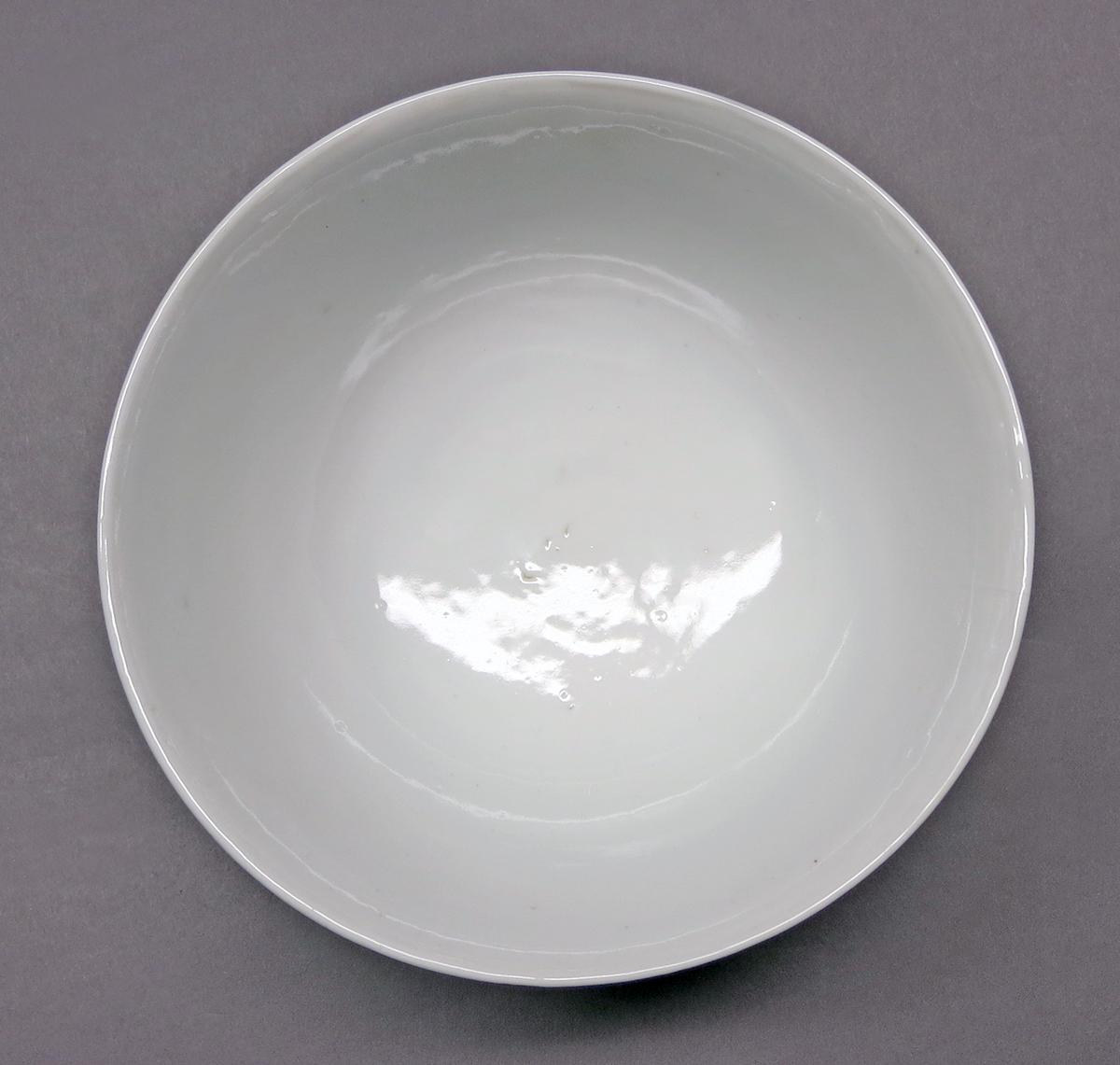 2014.0016.251.001 Bowl inside