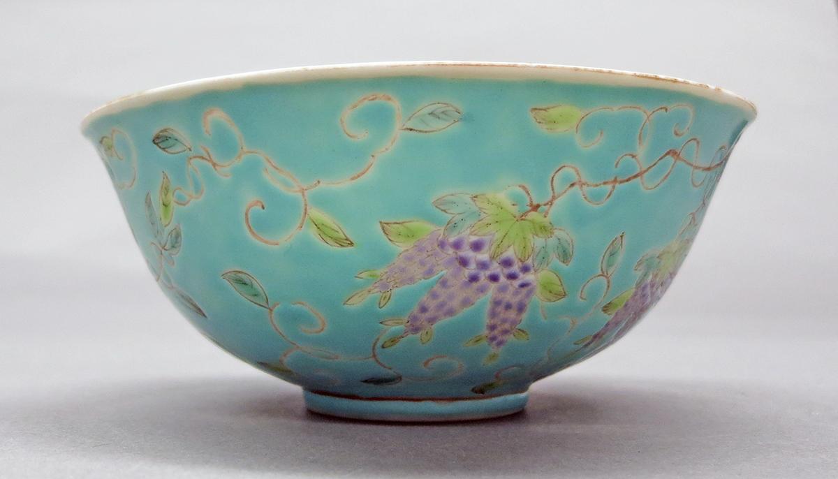 2014.0016.252.002 Bowl side 2