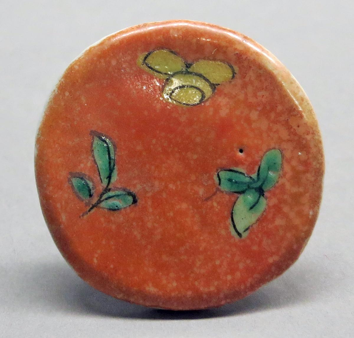 2014.0016.272 B Jug lid, view 2