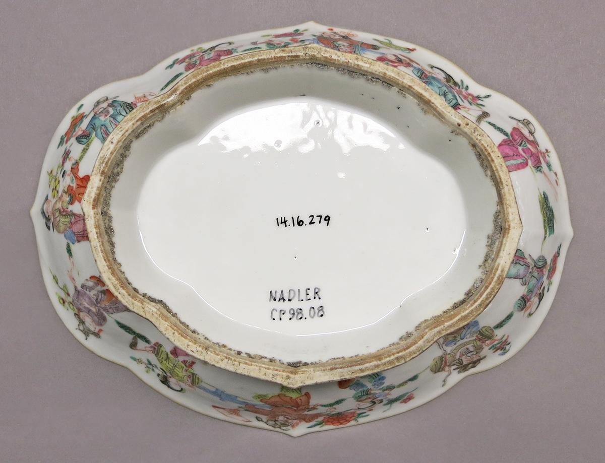 2014.0016.279 Bowl underside