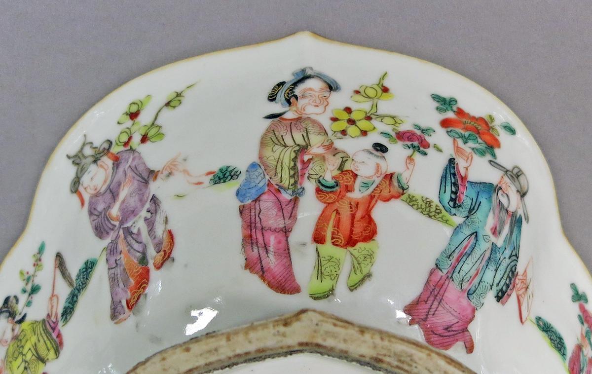2014.0016.279 Bowl detail 4