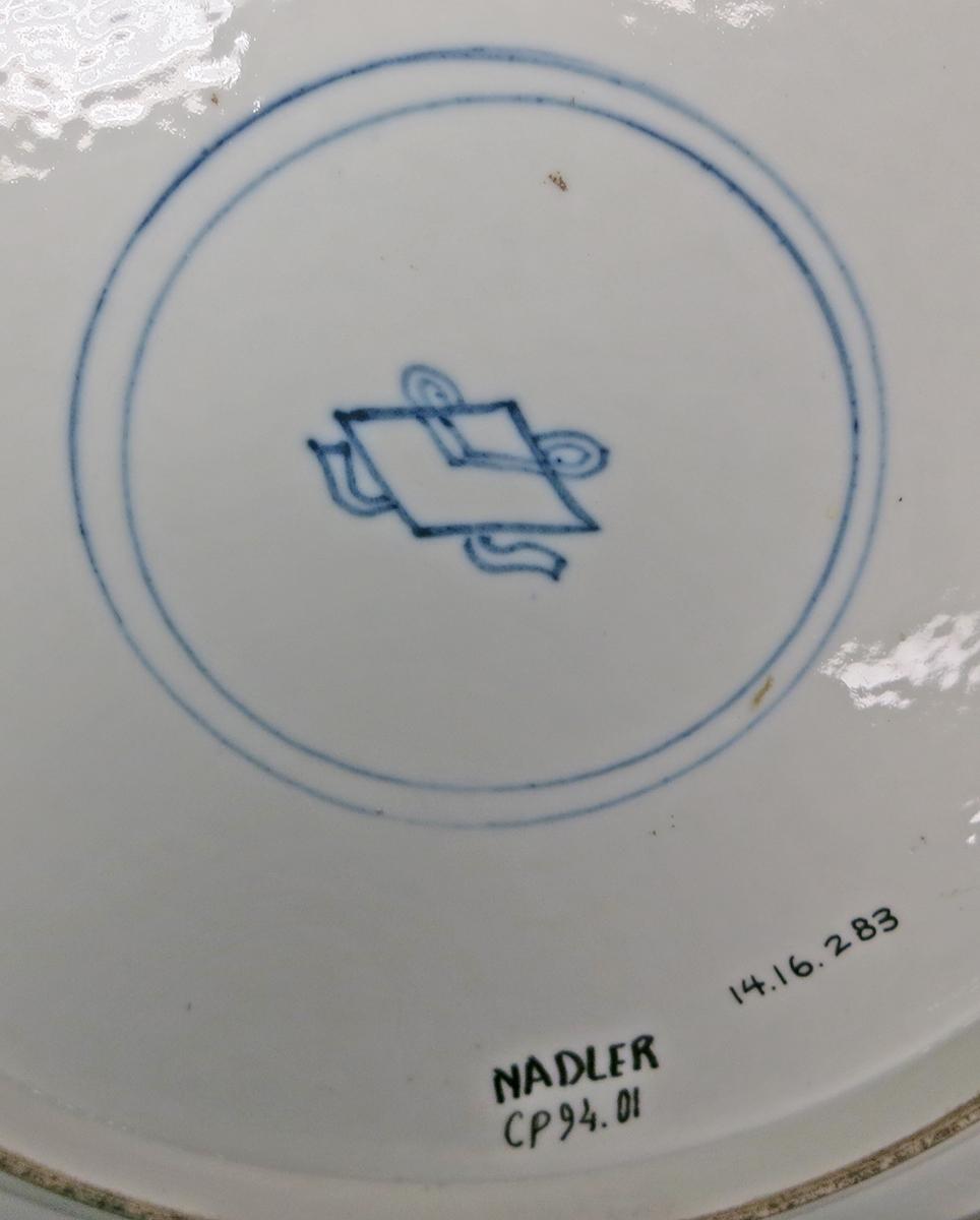 2014.0016.283 Dish, Charger underside detail