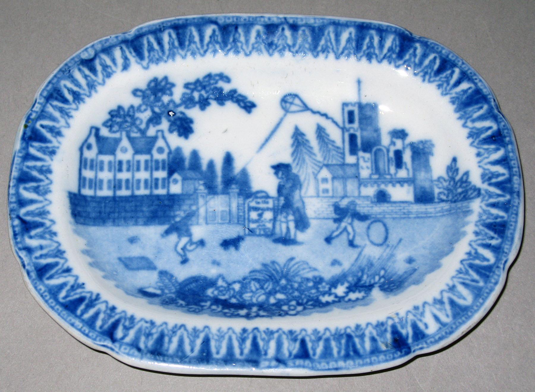 1959.1017.006 Earthenware platter