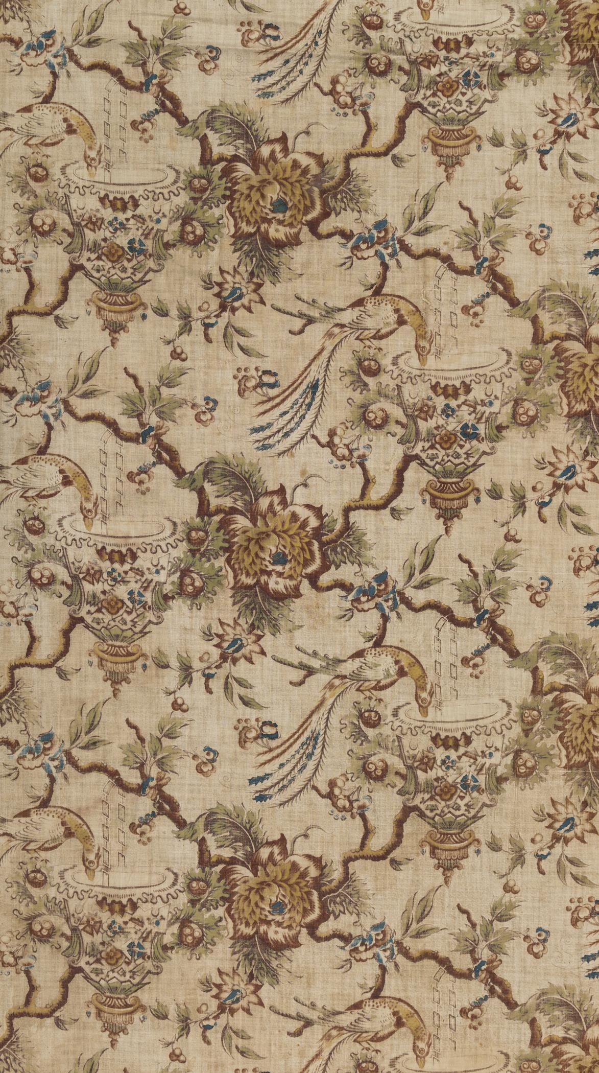 2018.0002.011 Textile, printed, detail 2, reverse