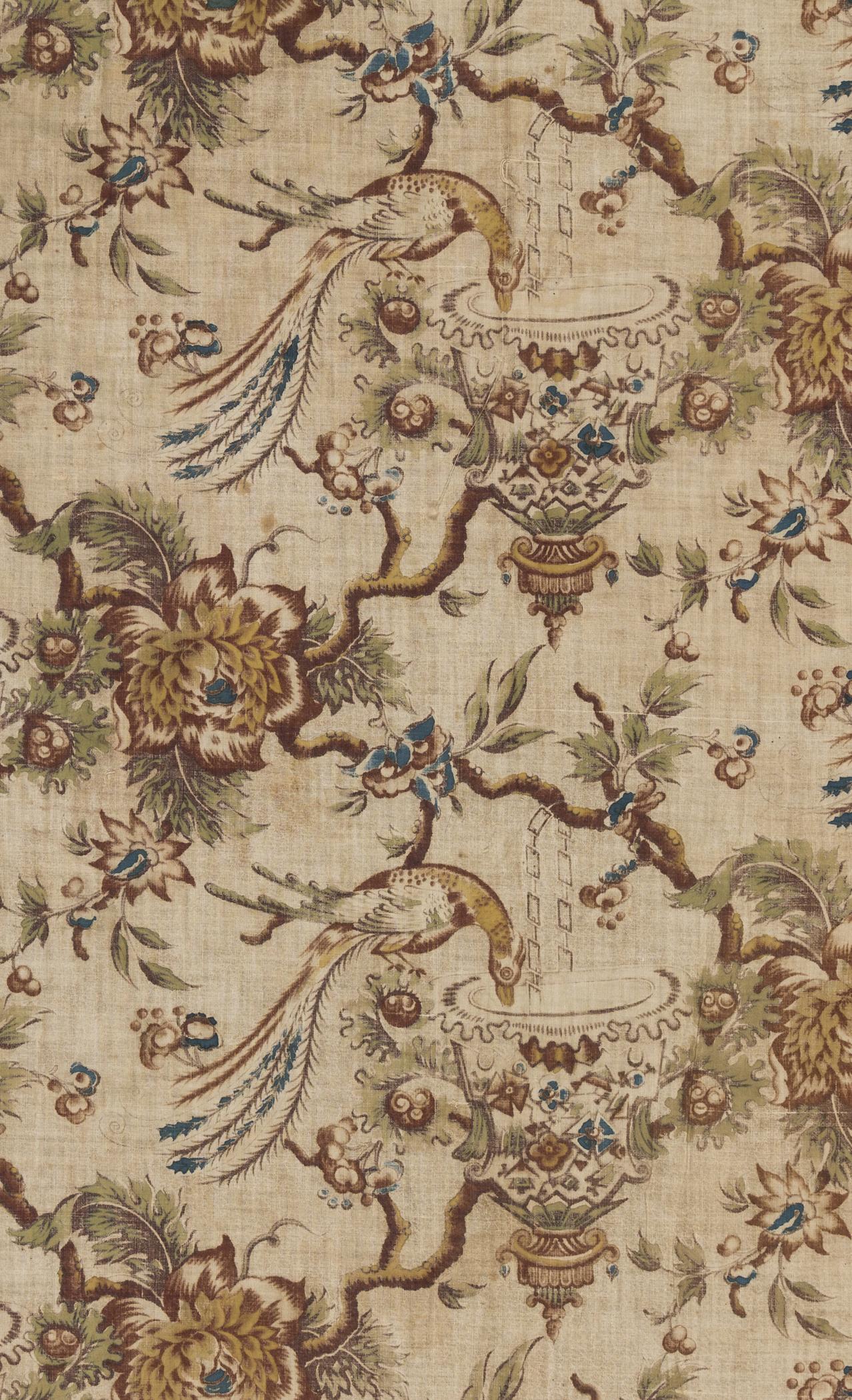 2018.0002.011 Textile, printed, detail 3, reverse