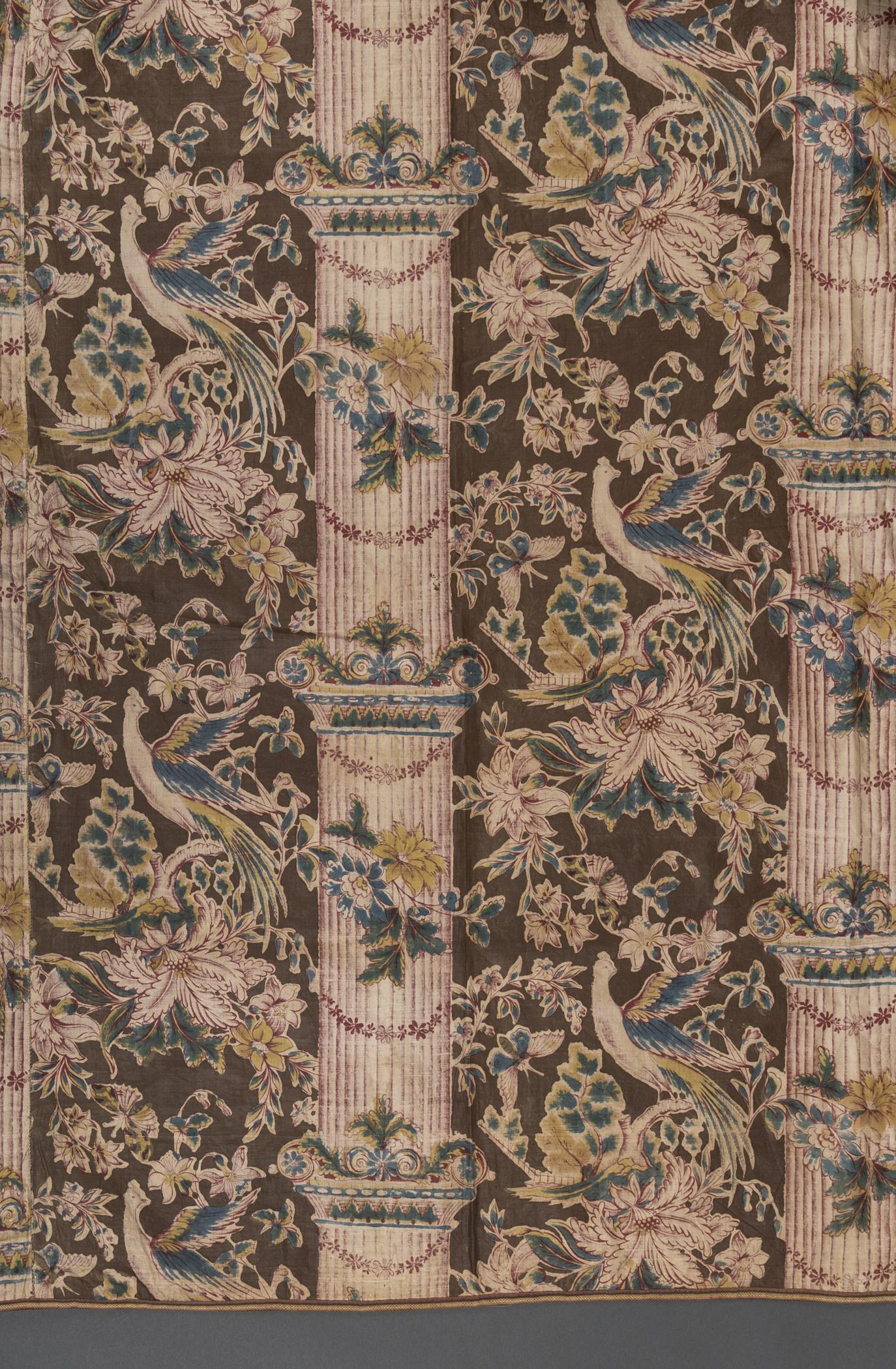 2018.0002.013 Textile, printed, detail 1, reverse