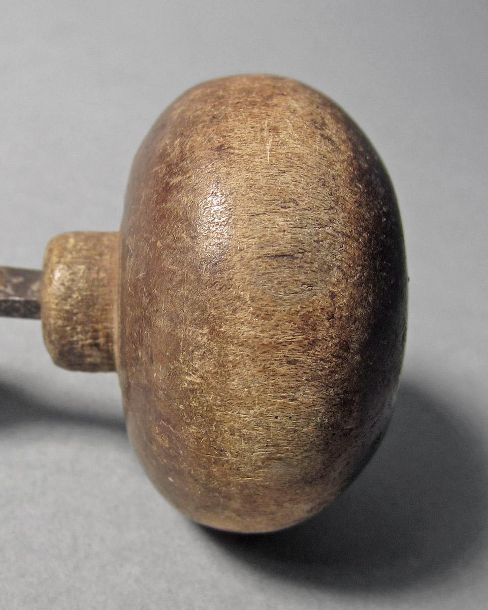 1986.0050.127, File, handle side 1