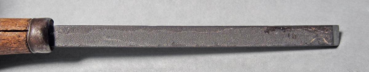 1986.0050.131, Graver, blade side 1