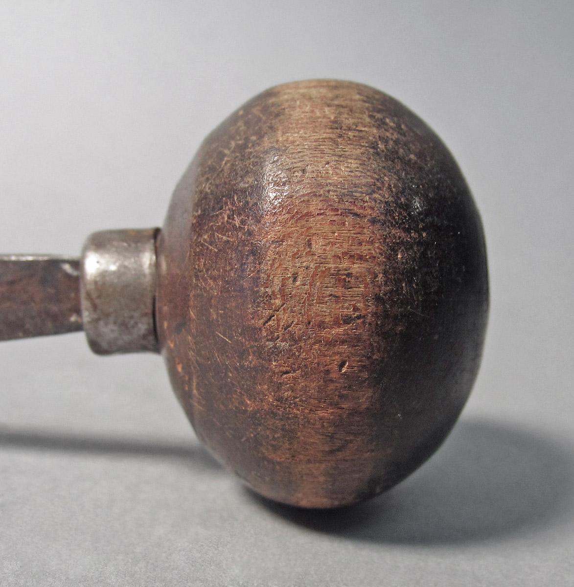 1986.0050.132, Graver, handle