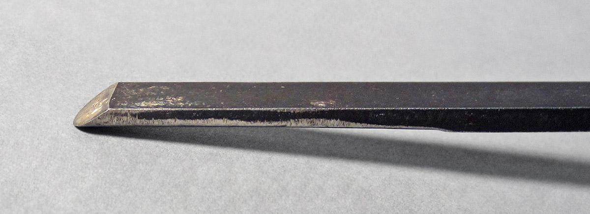 1986.0050.136, Graver, tip
