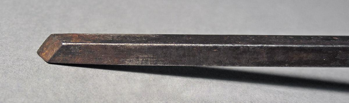 1986.0050.168, Graver, tip