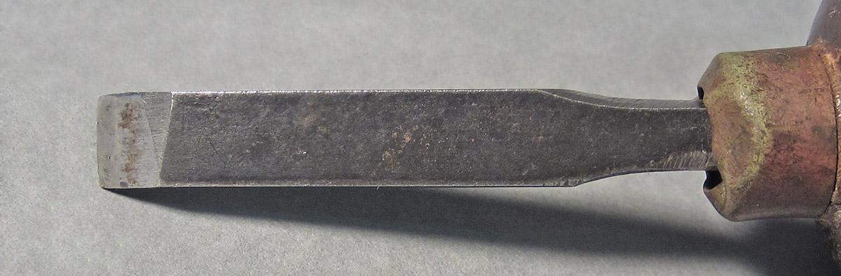1986.0050.151, Graver, blade side 1