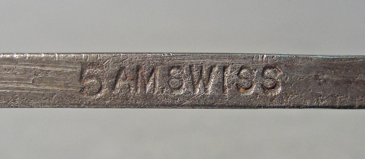 1986.0050.156, Graver, mark 1