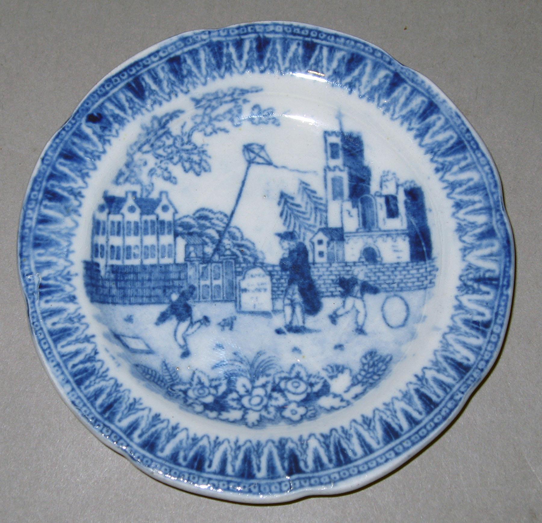 1959.1017.019 Earthenware plate