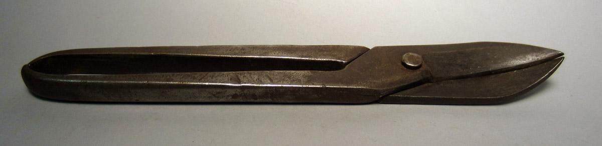 1986.0050.350 Snips, View 1