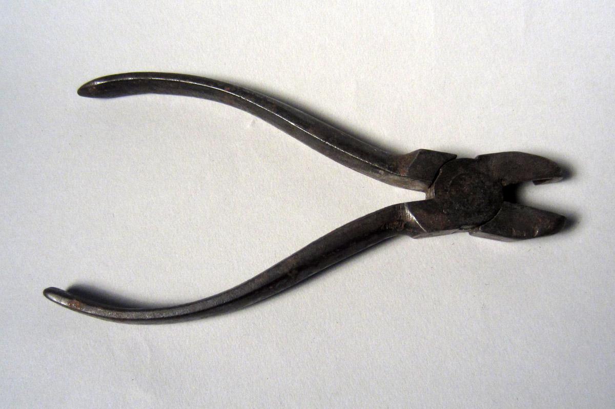 1986.0050.356 Cutter, View 2