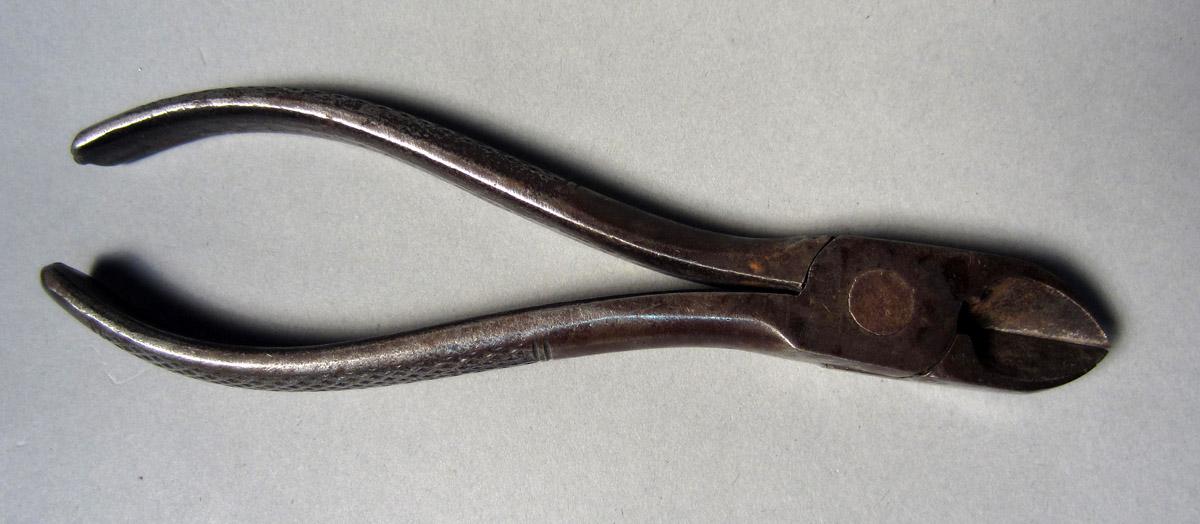 1986.0050.360 Cutter, View 1