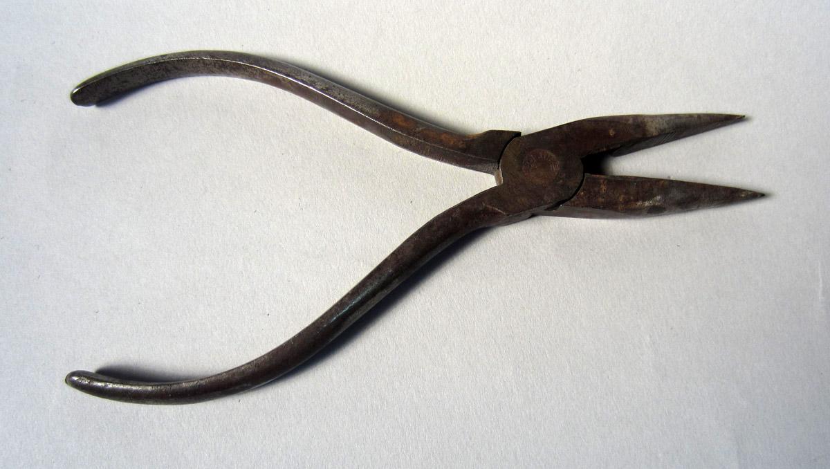 1986.0050.362 Pliers, Overall