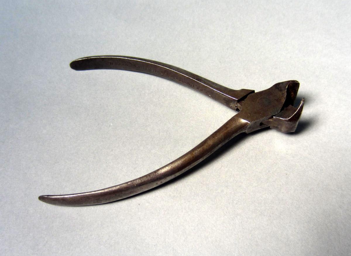 1986.0050.363 Cutter, View 1