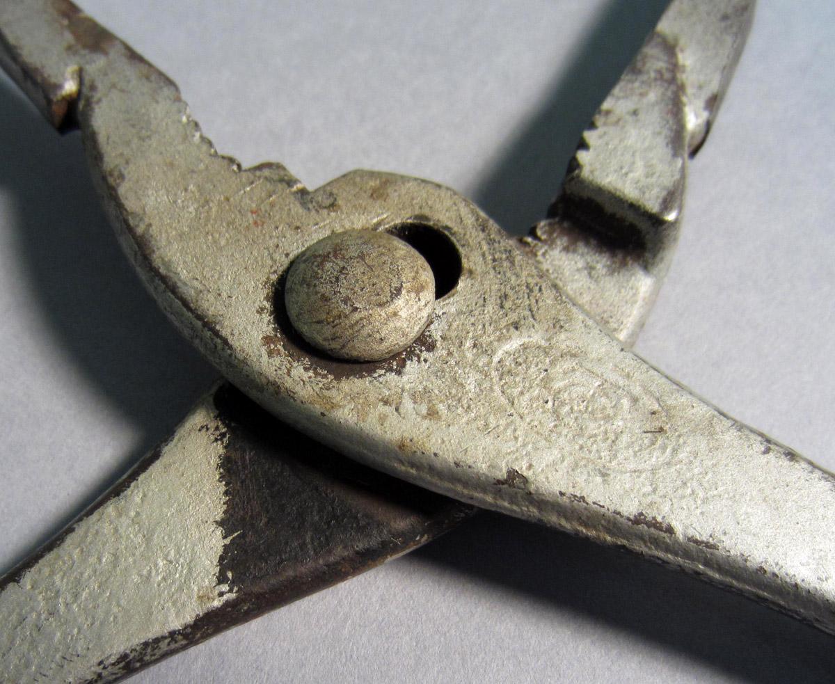 1986.0050.364 Pliers, Slip joint