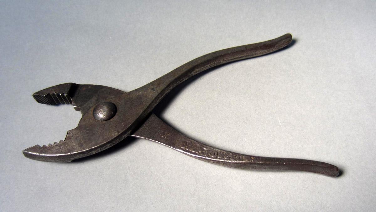 1986.0050.372 Wrench, View 2