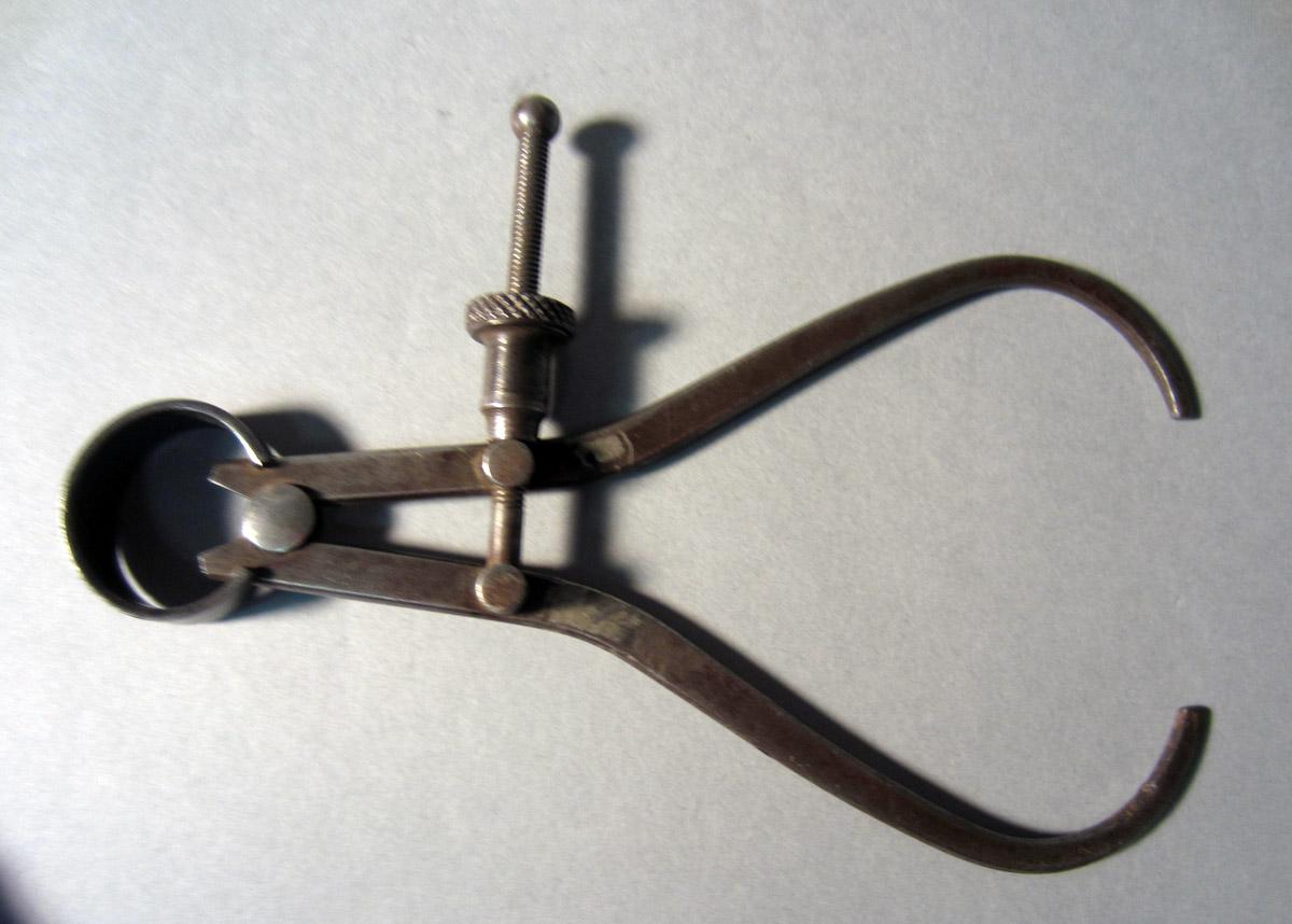 1986.0050.245 Compass, View 3